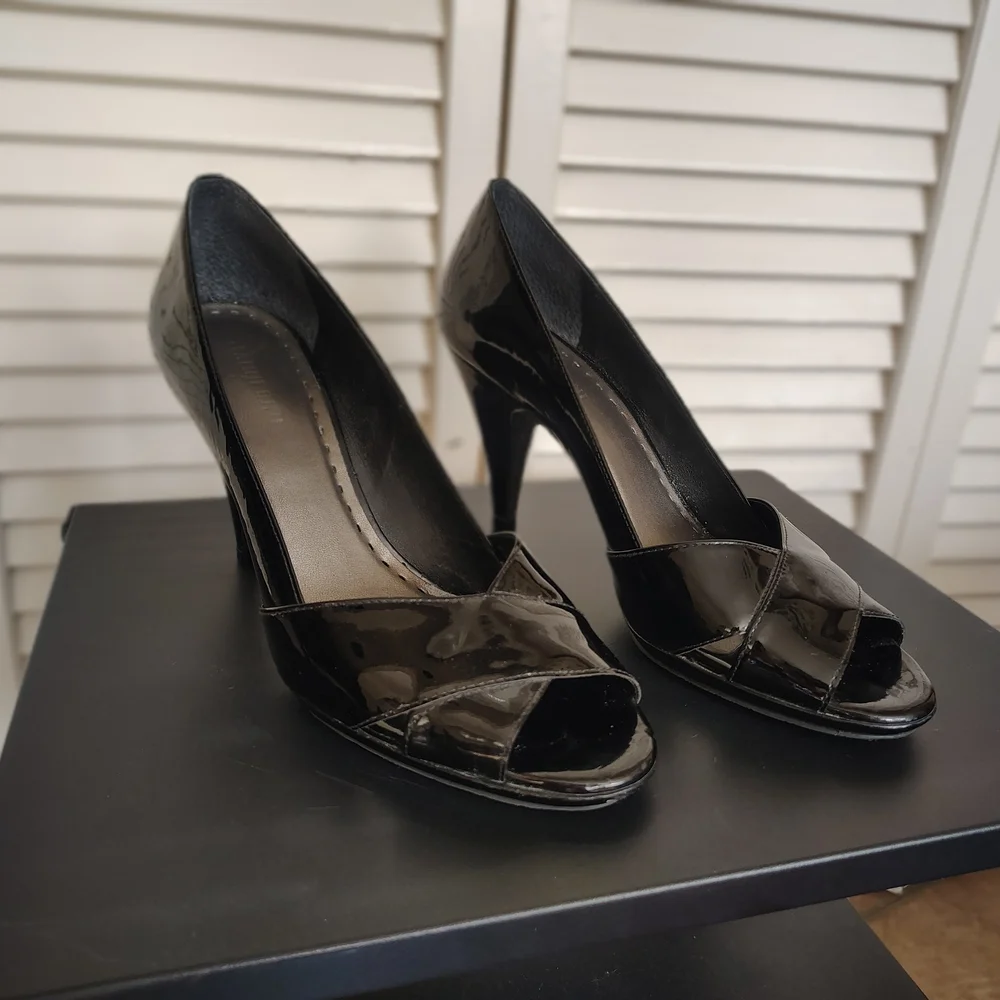 Gianni Bini Glossy Black Peep-Toe Heels